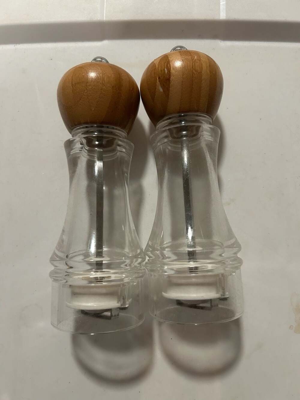 Pampered Chef Bamboo Salt & Pepper Grinders Pair 7" Tall
